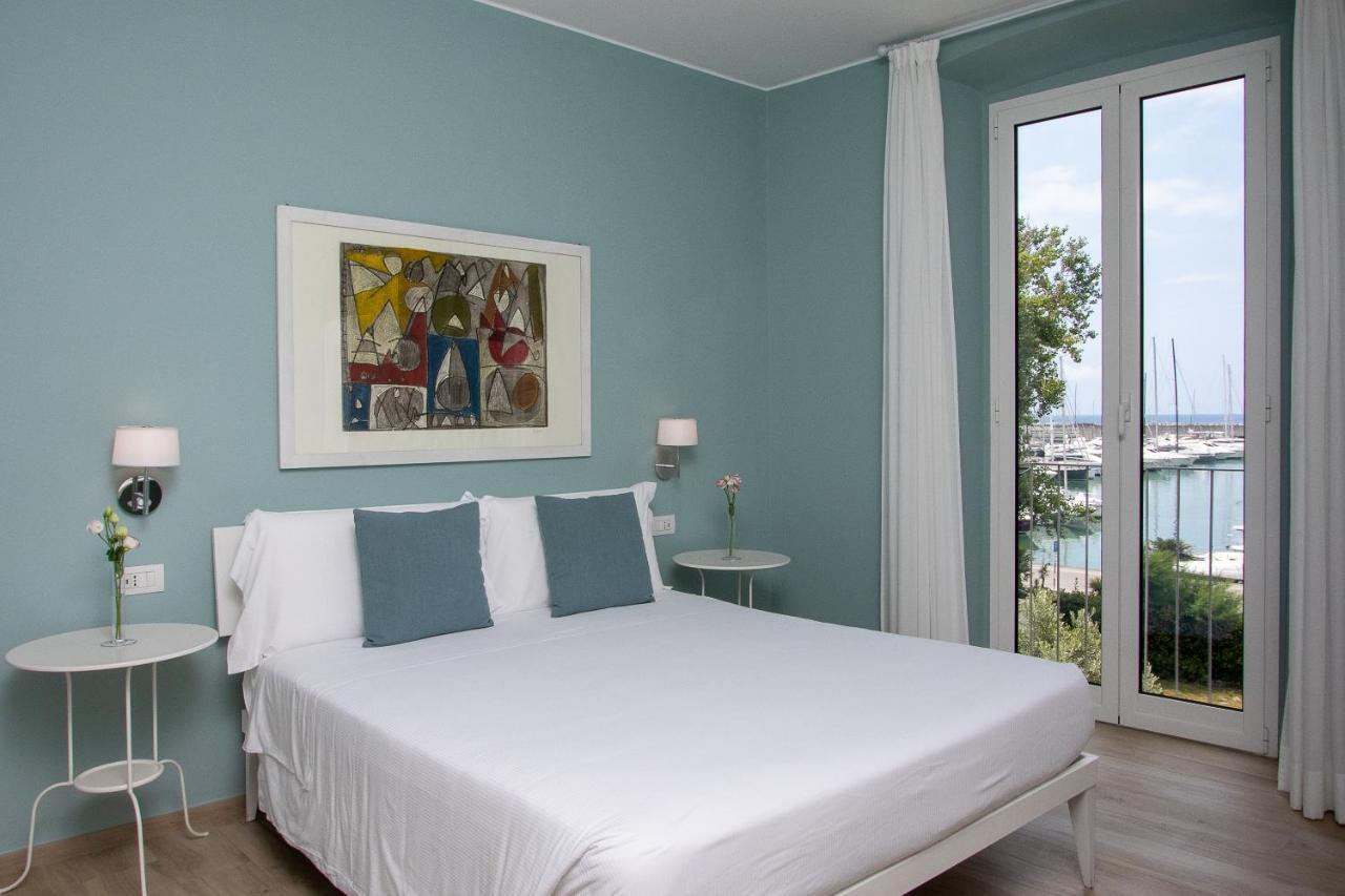 Blu Hotel Lavagna Buitenkant foto