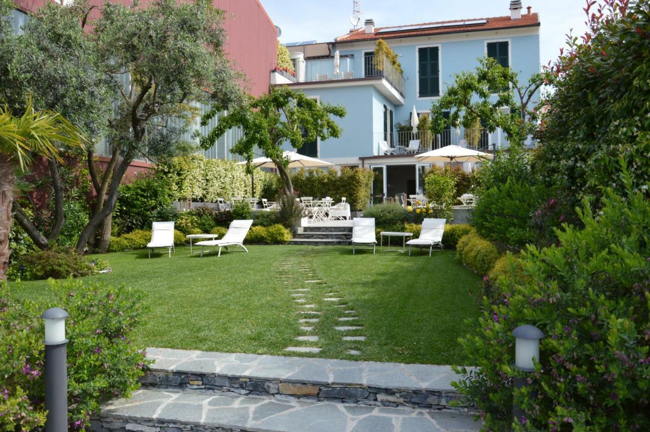 Blu Hotel Lavagna Buitenkant foto